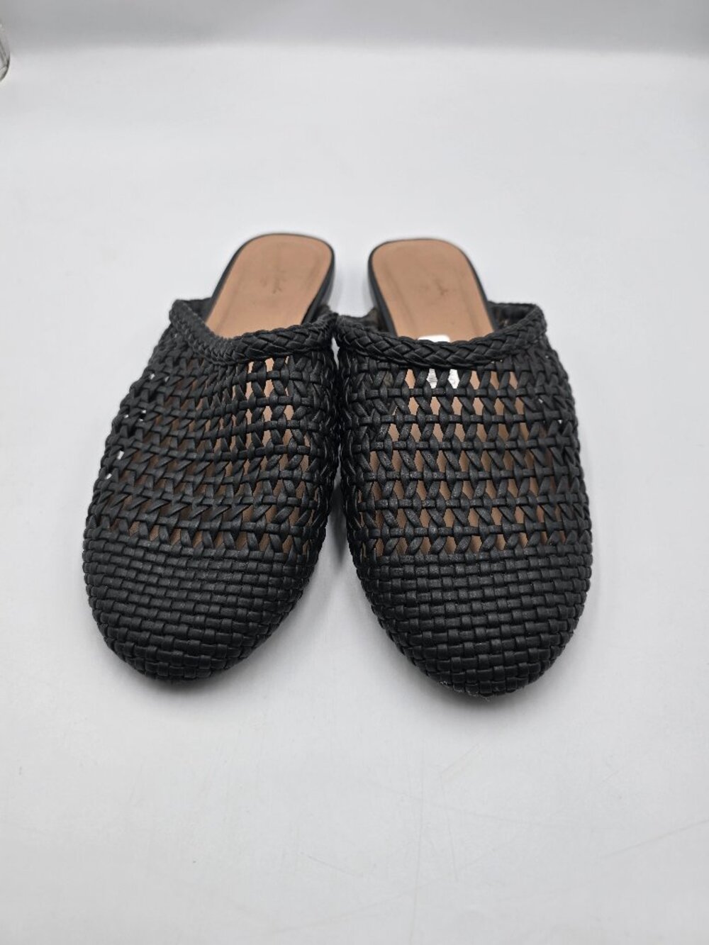 Universal Thread Flats